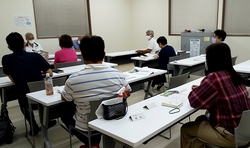 「あかし」定例会の様子