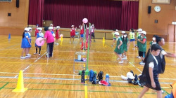 姫路市立水上小学校でパラスポーツフェスティバルの様子