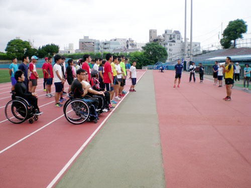 兵庫県障害者スポーツ推進プロジェクト障害者アスリートマルチサポート事業　陸上競技練習会