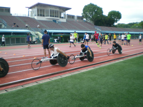 兵庫県障害者スポーツ推進プロジェクト障害者アスリートマルチサポート事業　陸上競技練習会