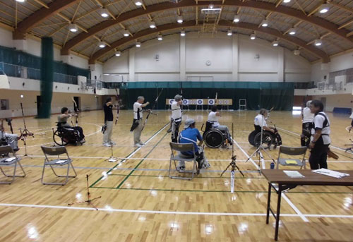 兵庫県障害者スポーツ推進プロジェクト障害者アスリートマルチサポート事業　アーチェリー練習会・記録会・交流会